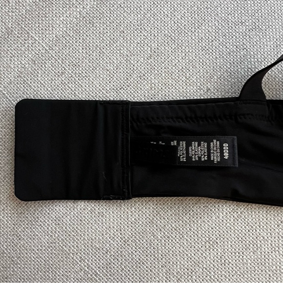 SKIMS Wireless Form Black Onyx Push-Up Bra 40F - Picture 13 of 16